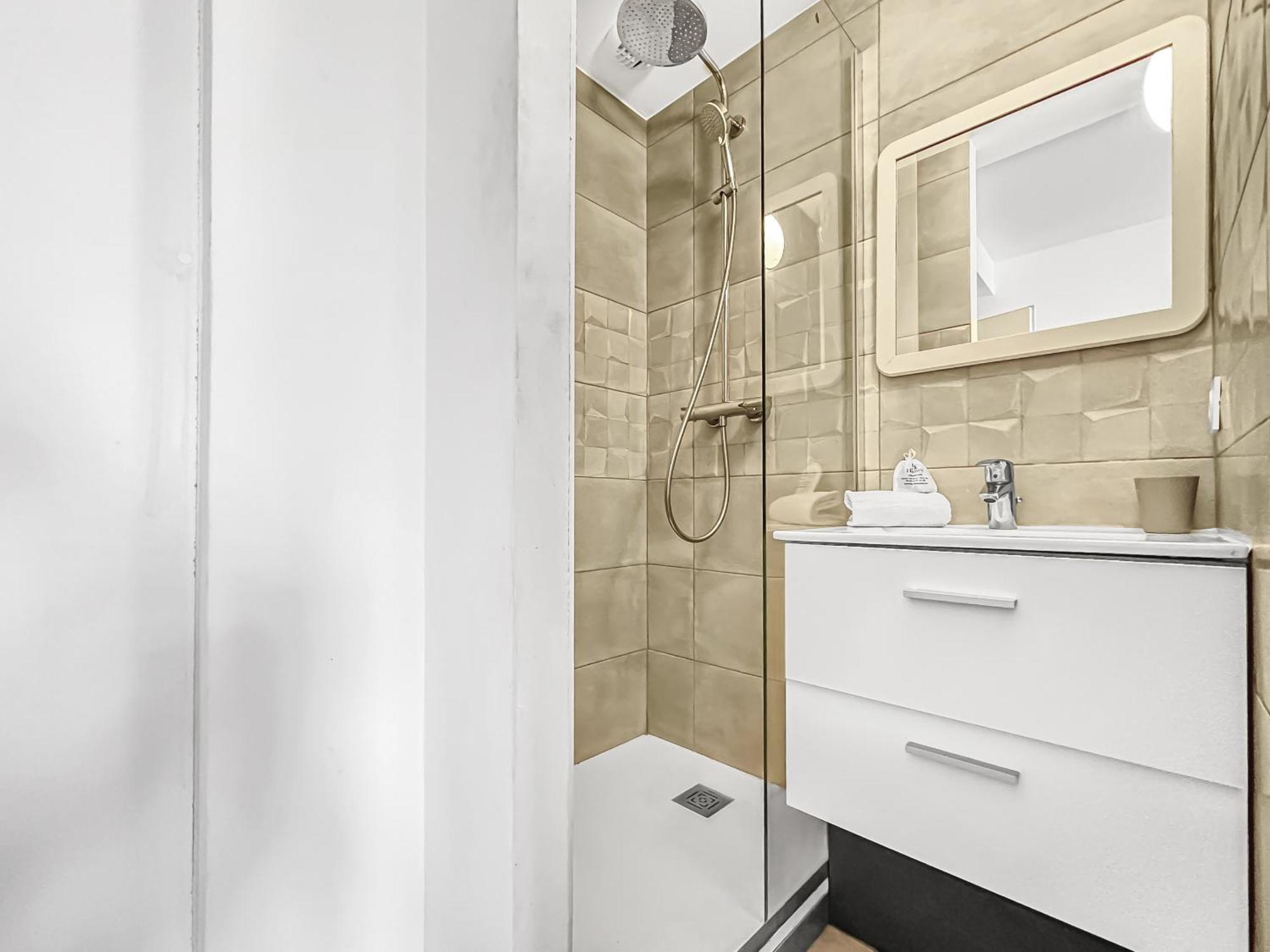 La Coloc Choco - Belle Colocation En Hypercentre / 5 Chambres Privees / Salle De Bains Privative / Proche Gare Et Tram / Wifi Et Netflix Annemasse Exterior foto